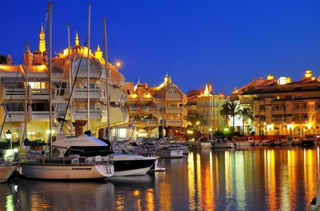 Puerto Marina Sun&beach